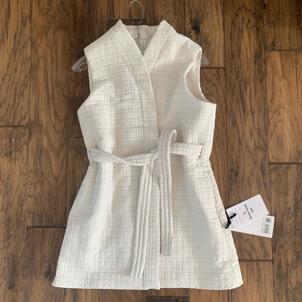 lululemon athletica Off-White Quilted Sleeveless Wrap Vest